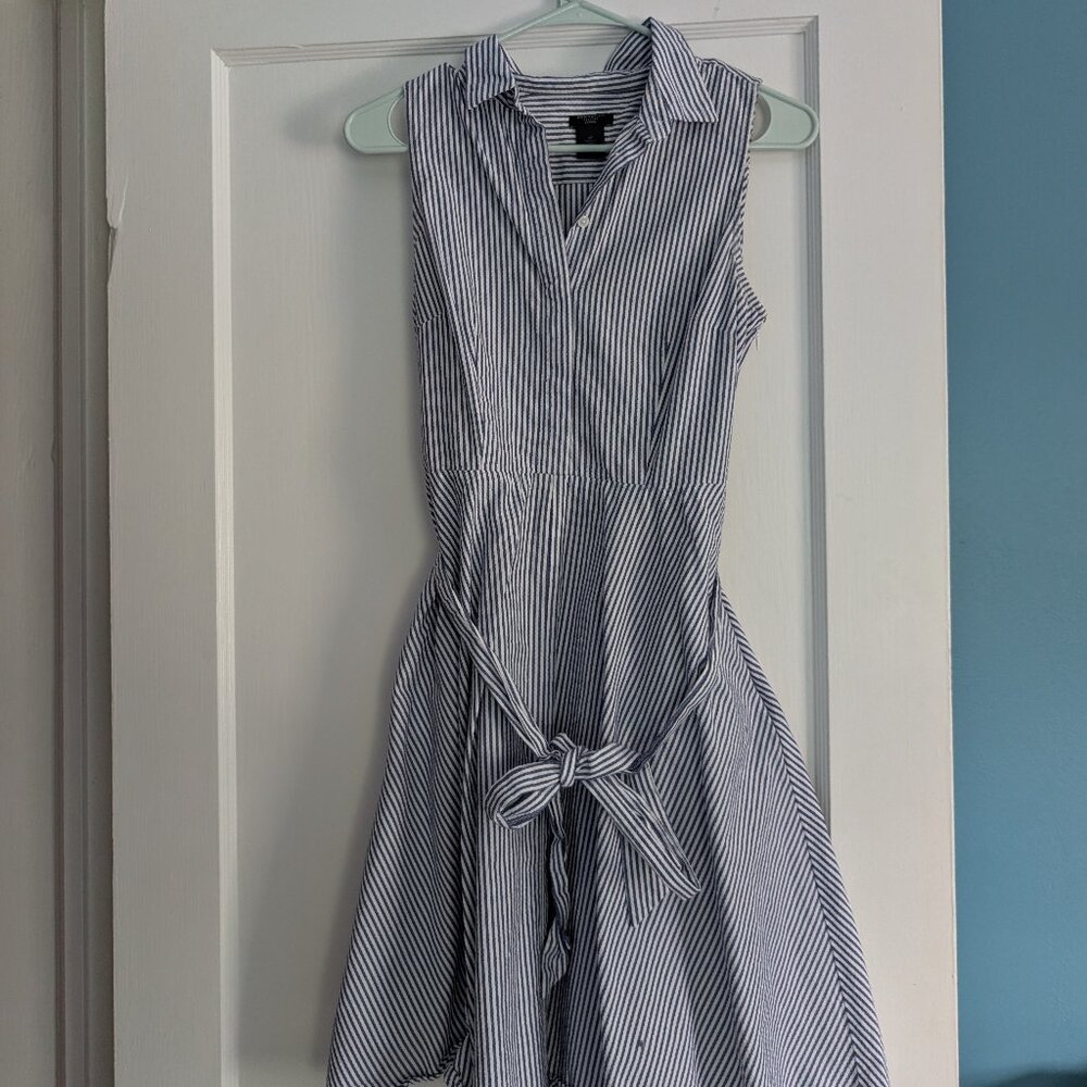 Ann Taylor fitted blue striped midi wrap dress
